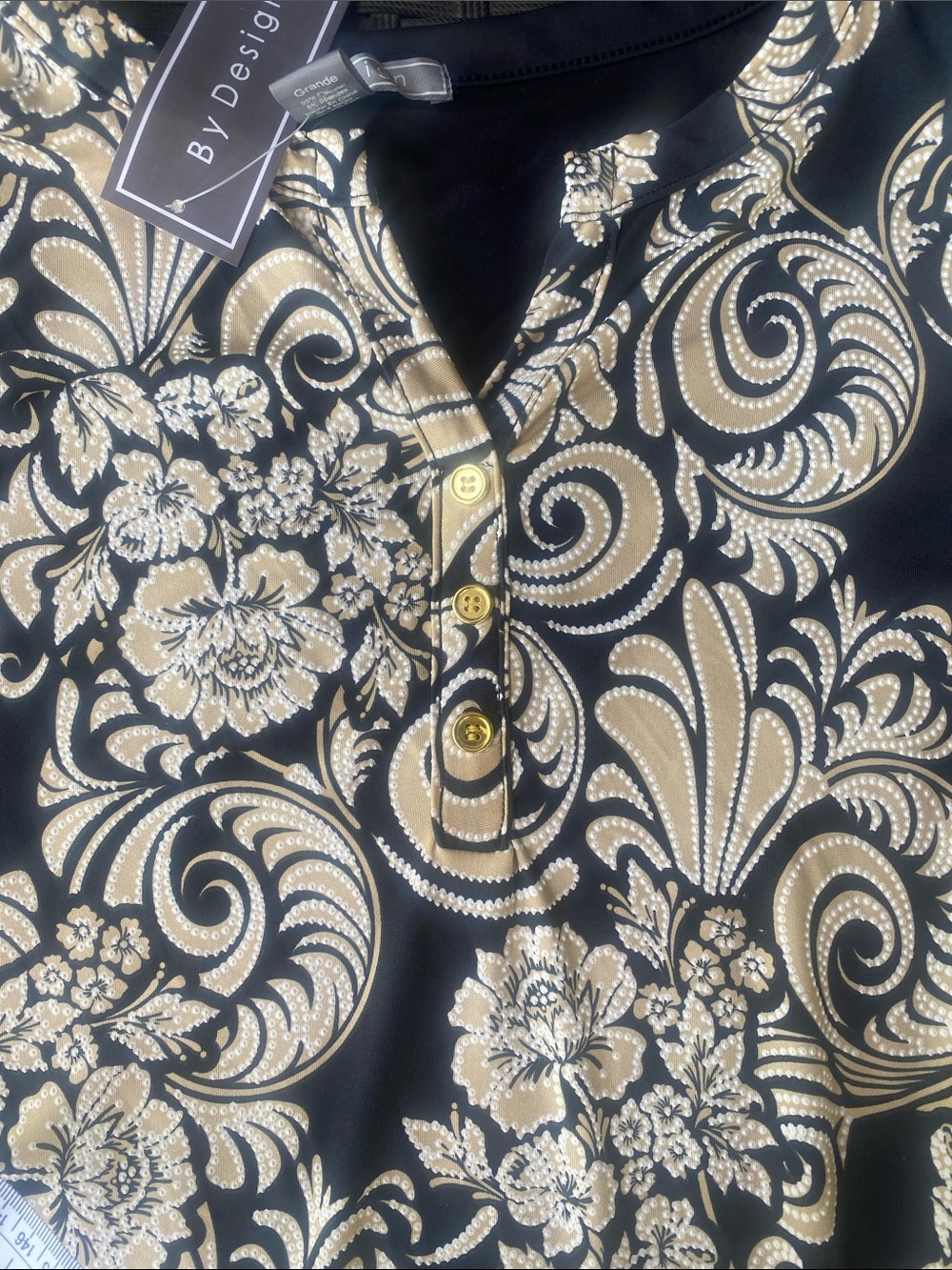 V-Neck Short Sleeve Blouse in Black with Tan Floral Scroll - Picture 3 of 3